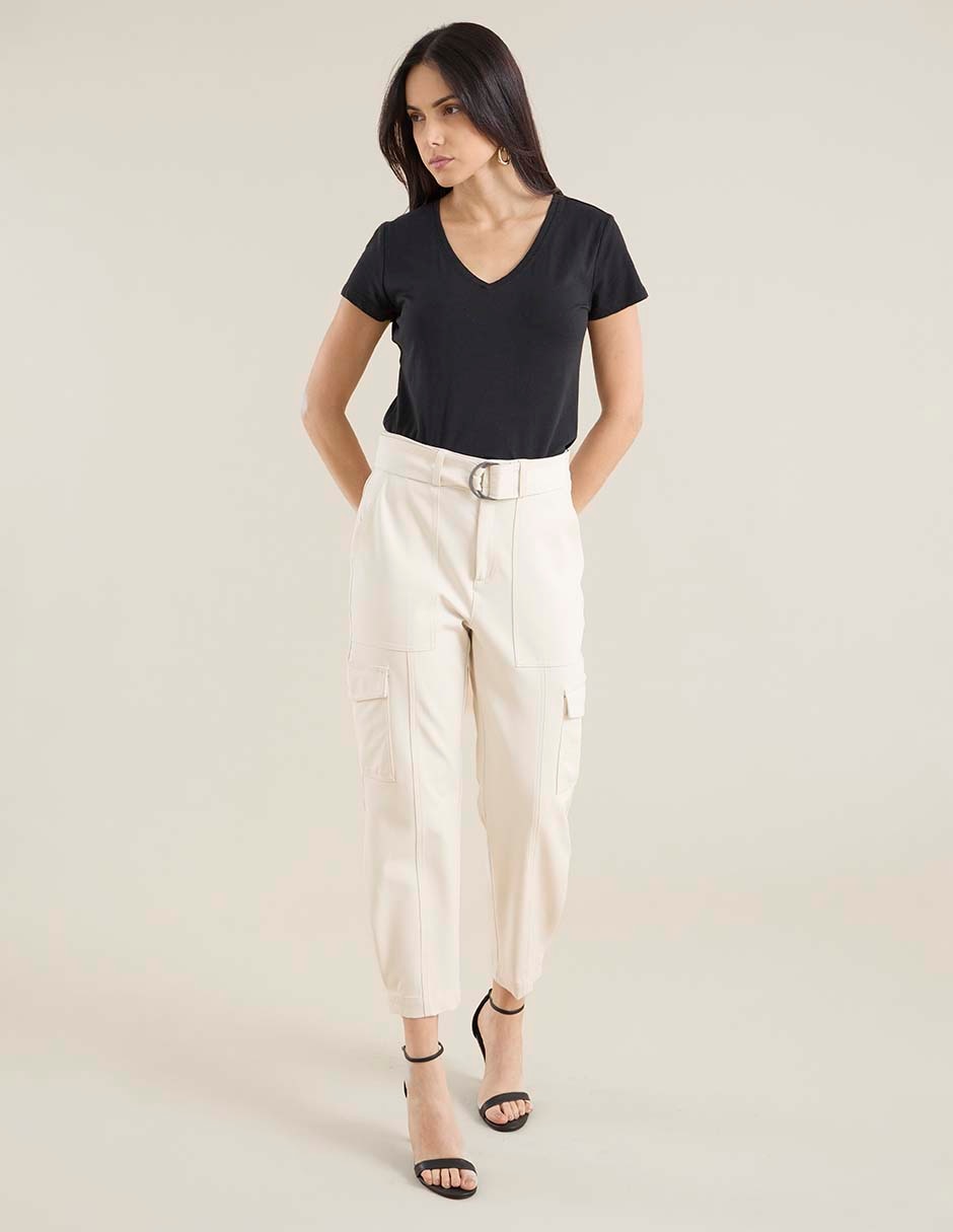 Playera manga corta cuello V para mujer
