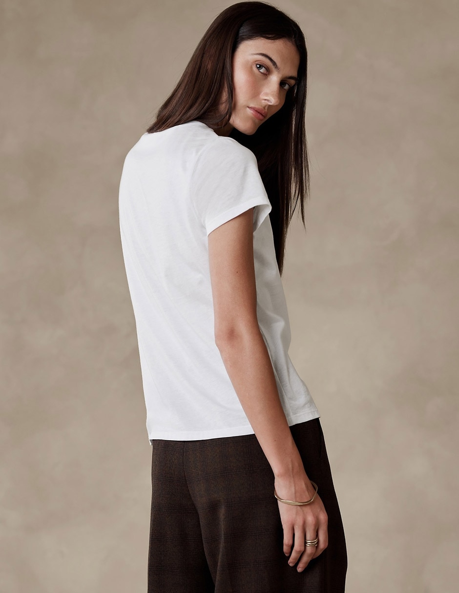 Playera manga corta cuello redondo para mujer 2