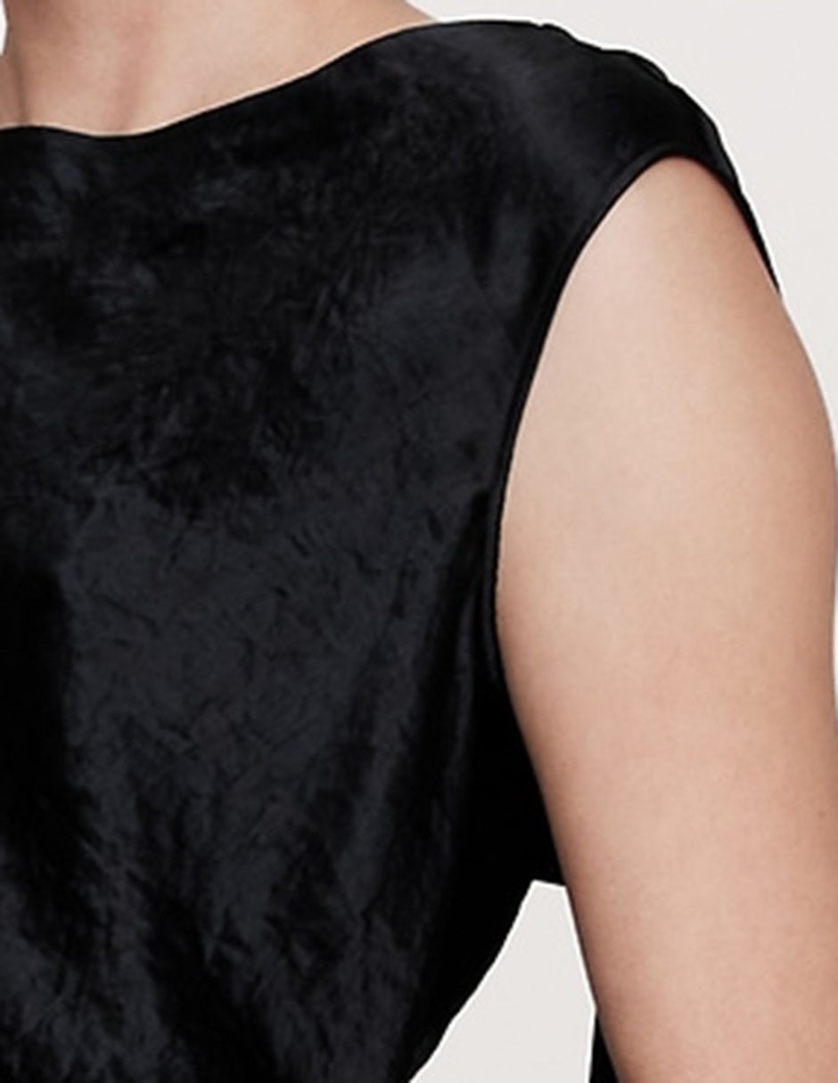 Blusa sin manga para mujer