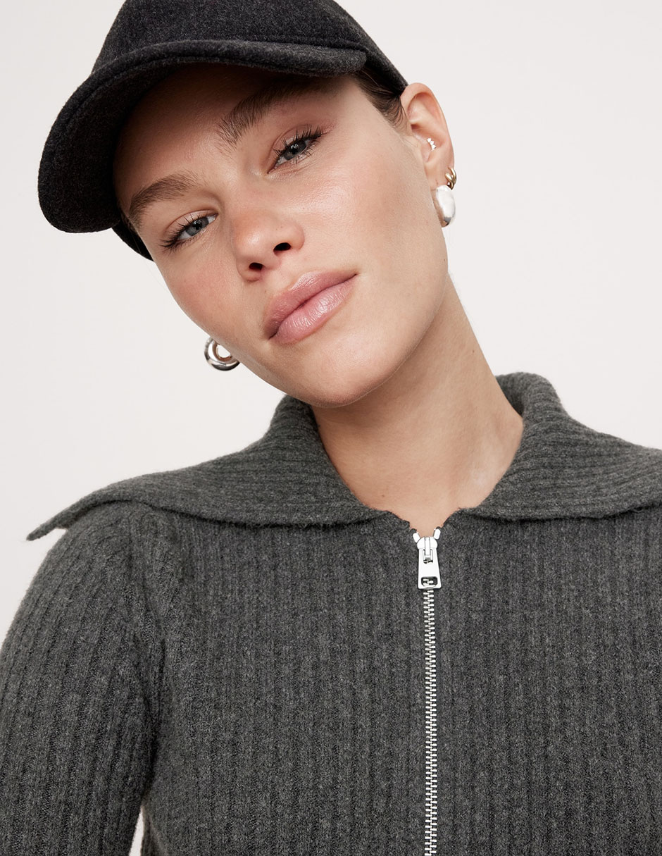 Suéter cuello con cierre para mujer 3